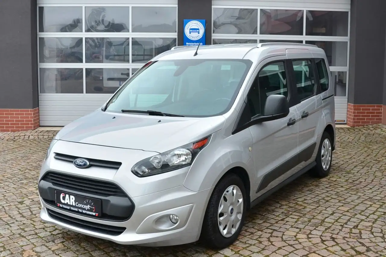 Ford Tourneo Connect 1.5 TDCi *Navi / Sitzheizung* — photo 1 of 18
