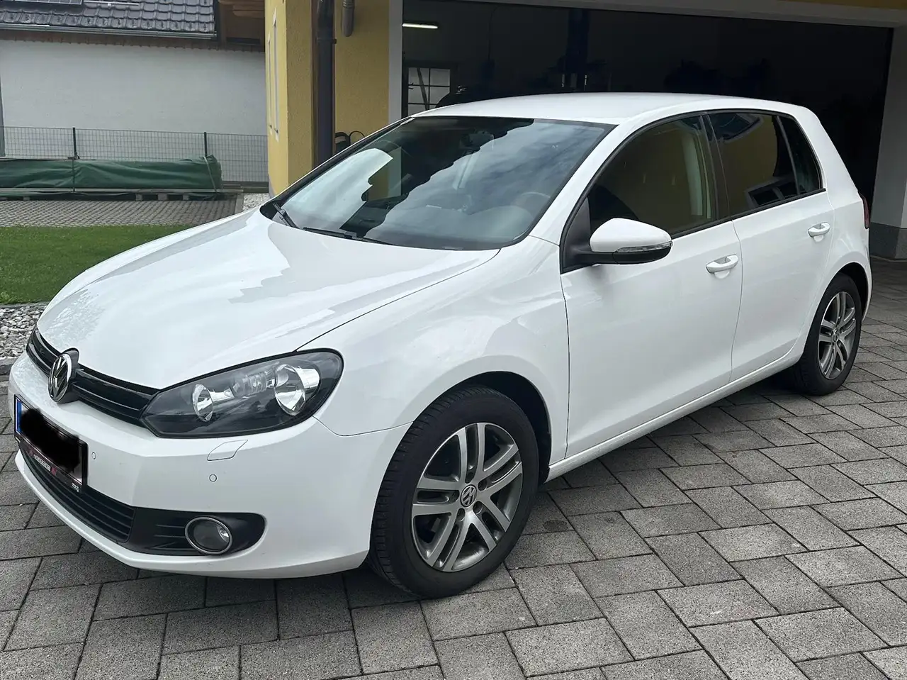 Volkswagen Golf Golf Comfortline 1,4 Comfortline — photo 1 of 7