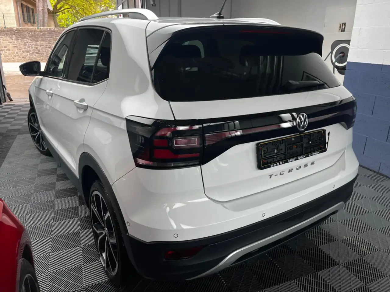Volkswagen T-Cross 1.0 essence 116 DSG — photo 1 of 8
