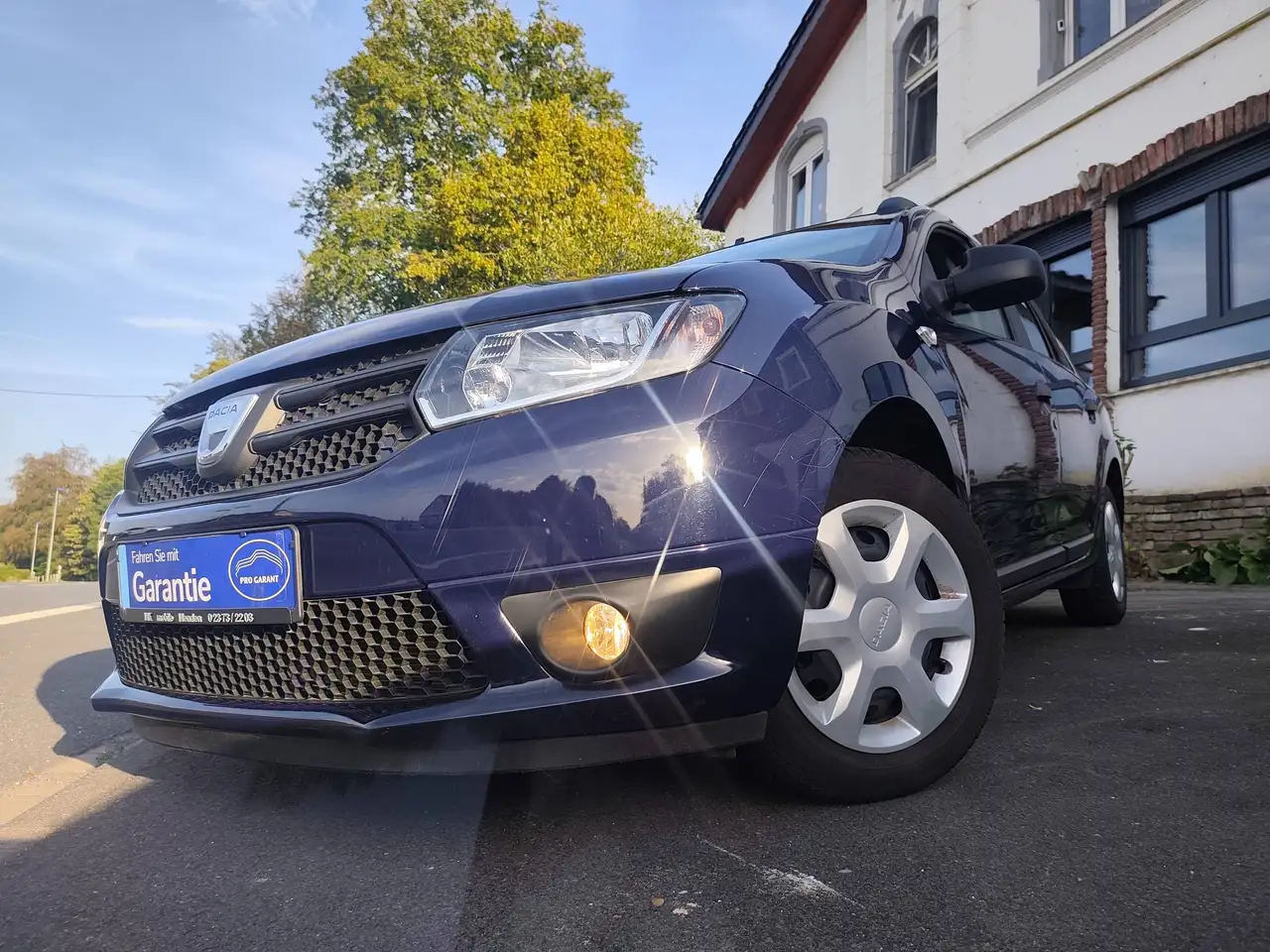 Dacia Logan Ambiance/nur 33.998KM/aus 1.Hand/Scheckhgepfl./Klima/ Bluetooth/ Freisprecheinrichtung/Elektro Paket — photo 1 of 15