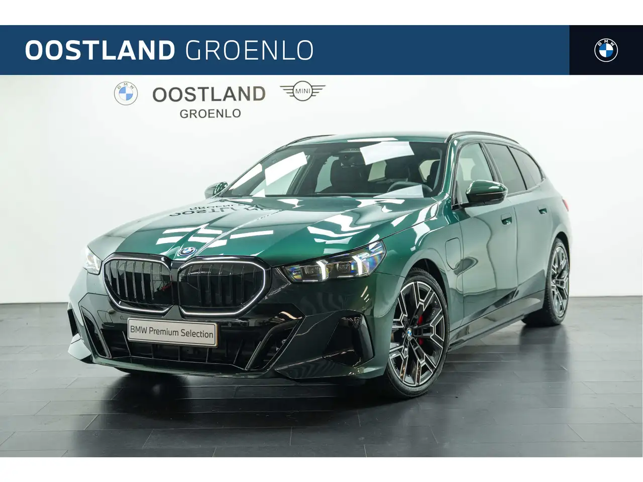 BMW 530 5 Serie Touring 530e M Sport Automaat / Trekhaak / — photo 1 of 40
