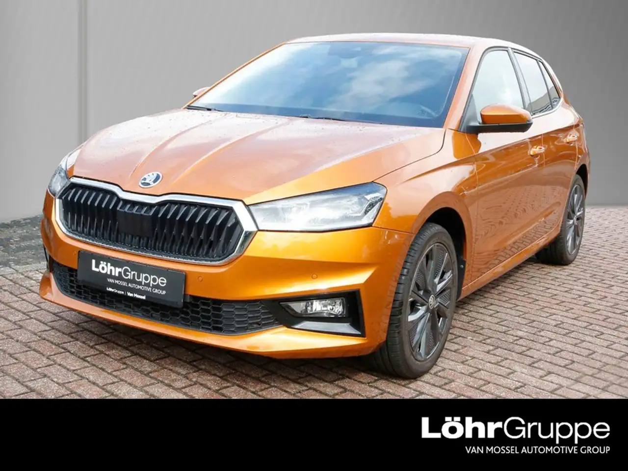 Skoda Fabia 1.0 TSI Style 17"ACC NAVI AHK LED SMARTLIN — photo 1 of 19
