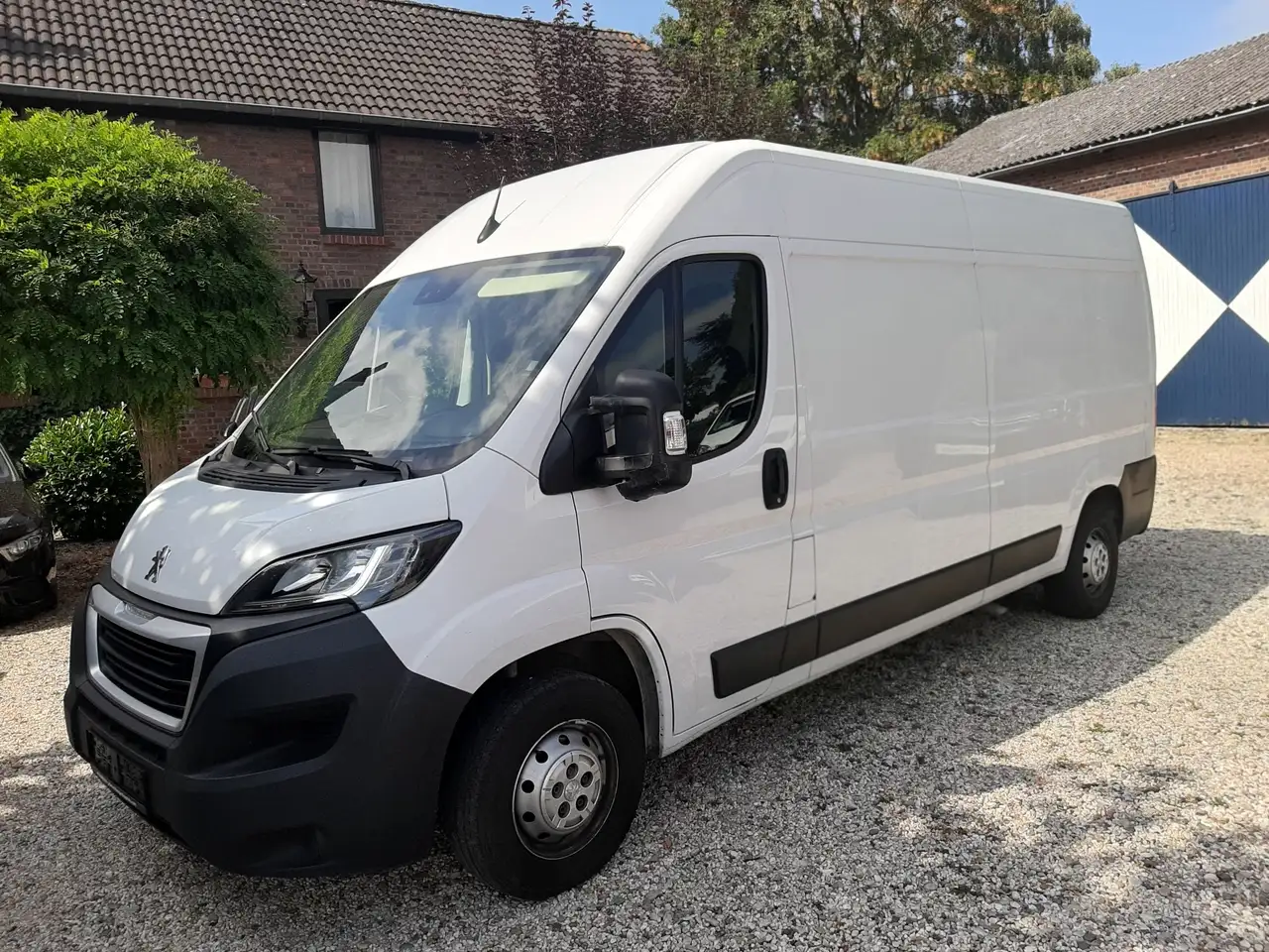 Peugeot Boxer L3 H2 Großraumkasten KLIMA/NAVI/AHK — photo 1 of 16