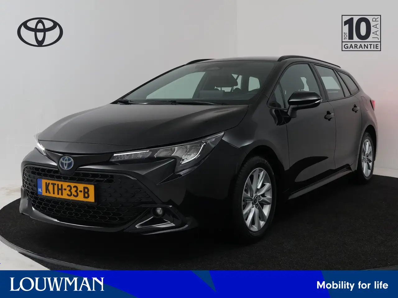 Toyota Corolla Touring Sports Hybrid 140 Active | Apple CarPlay / — photo 1 of 35