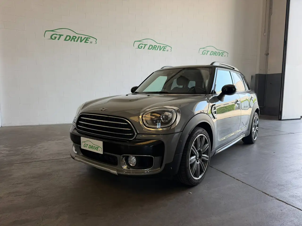 MINI Cooper Countryman 1.5 Twin Power Turbo Steptronic my20 — photo 1 of 15