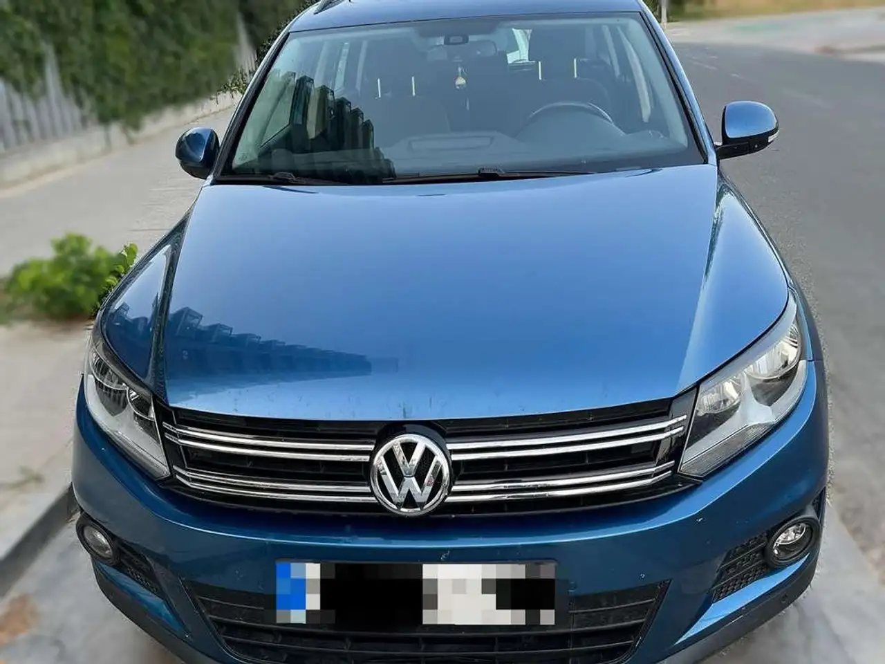 Volkswagen Tiguan 2.0TDI BMT T1 4x2 110 — photo 1 of 9