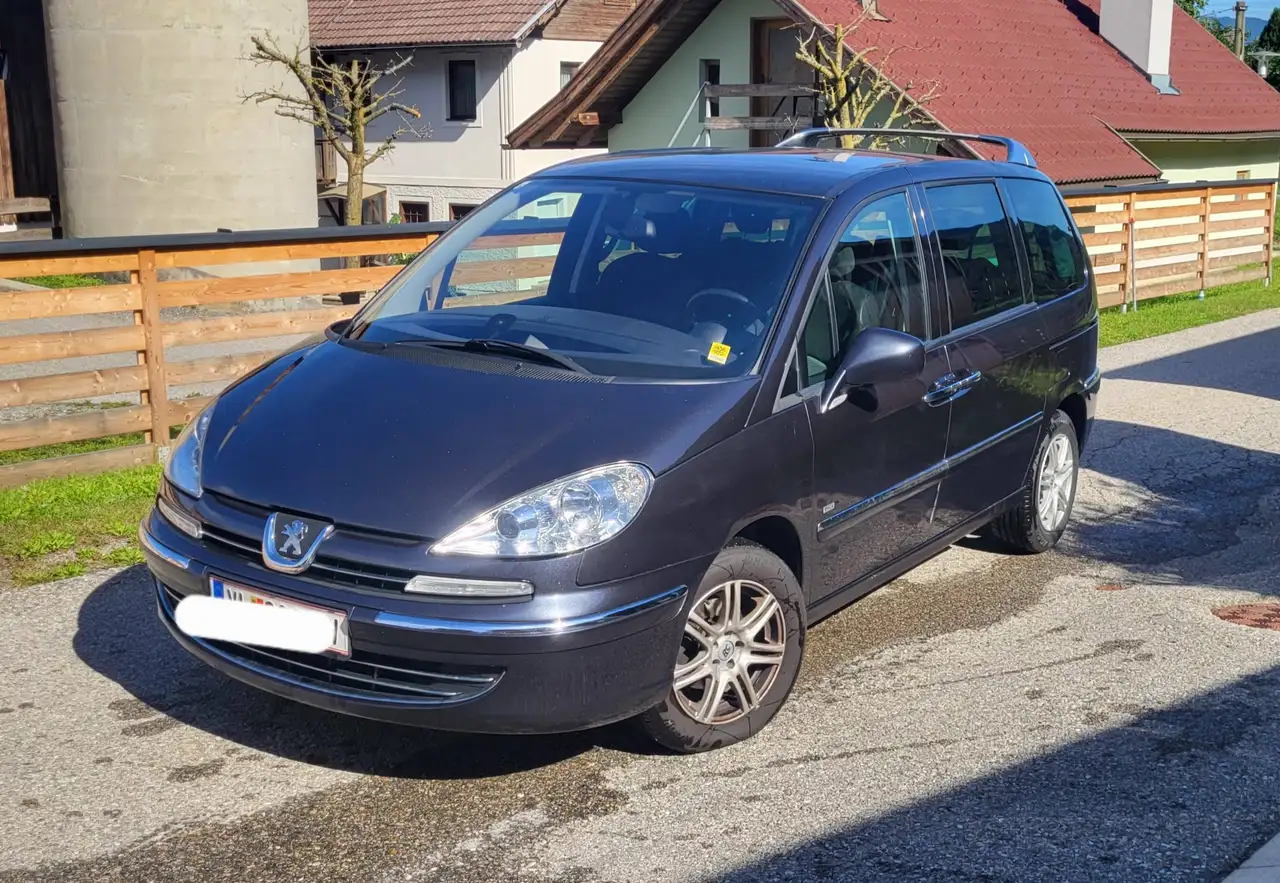 Peugeot 807 807 2,0 HDi 135 FAP Style Style — photo 1 of 21