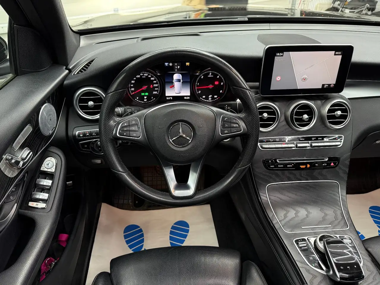 2017 Mercedes-Benz GLC 350 d 4Matic / Burm. HUD Distronic 360° Pano, photograph 9