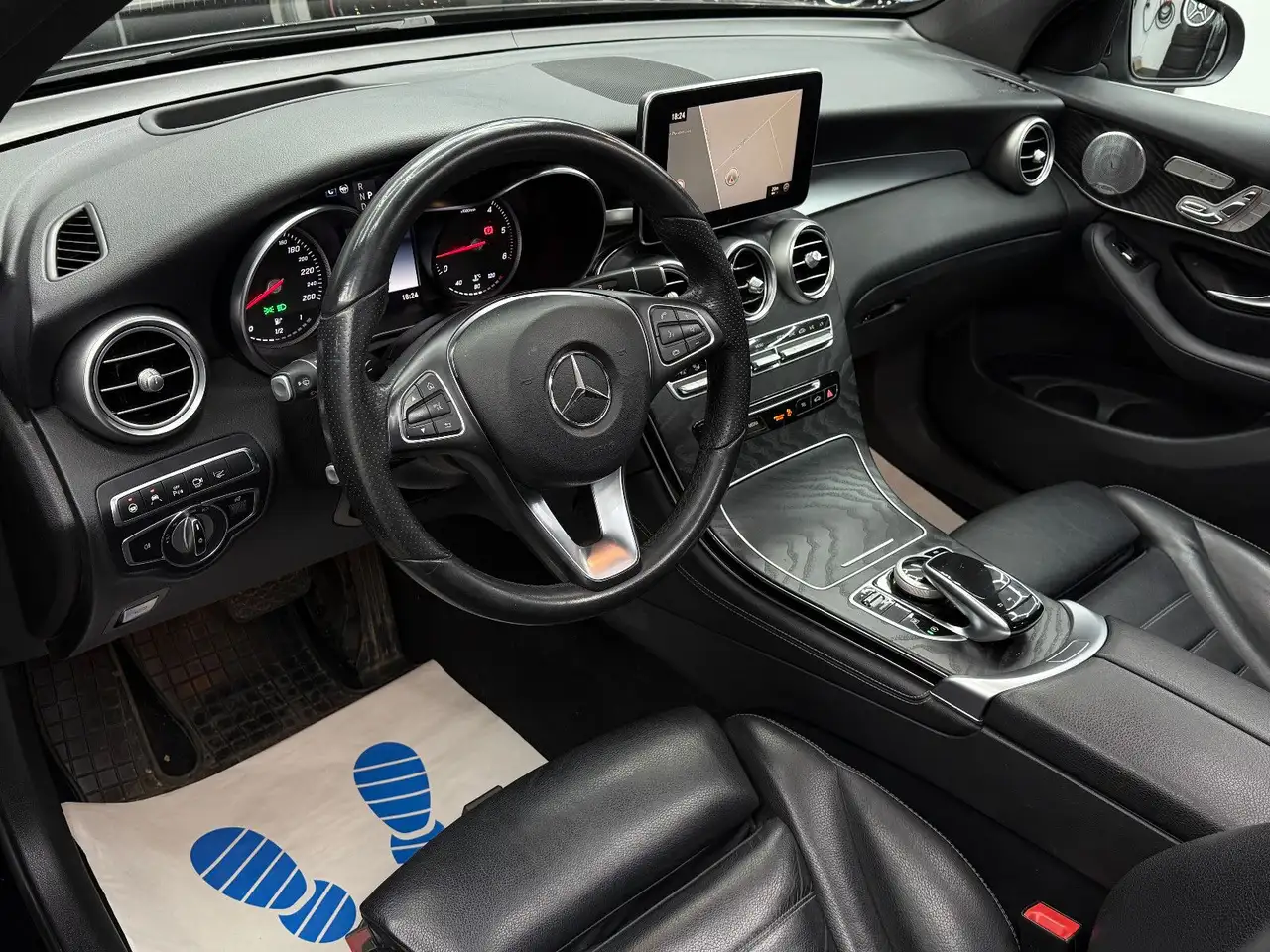 2017 Mercedes-Benz GLC 350 d 4Matic / Burm. HUD Distronic 360° Pano, photograph 10
