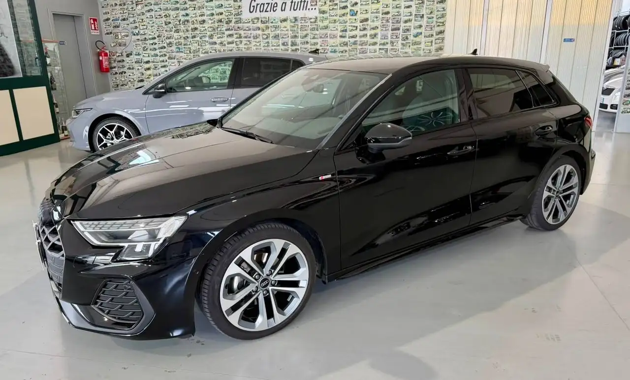Audi A3 A3 Sportback 2.0 tdi S line edition 150cv s-tronic - BLACK EDITION - GARANZIA FINO A 2030 — photo 1 of 15