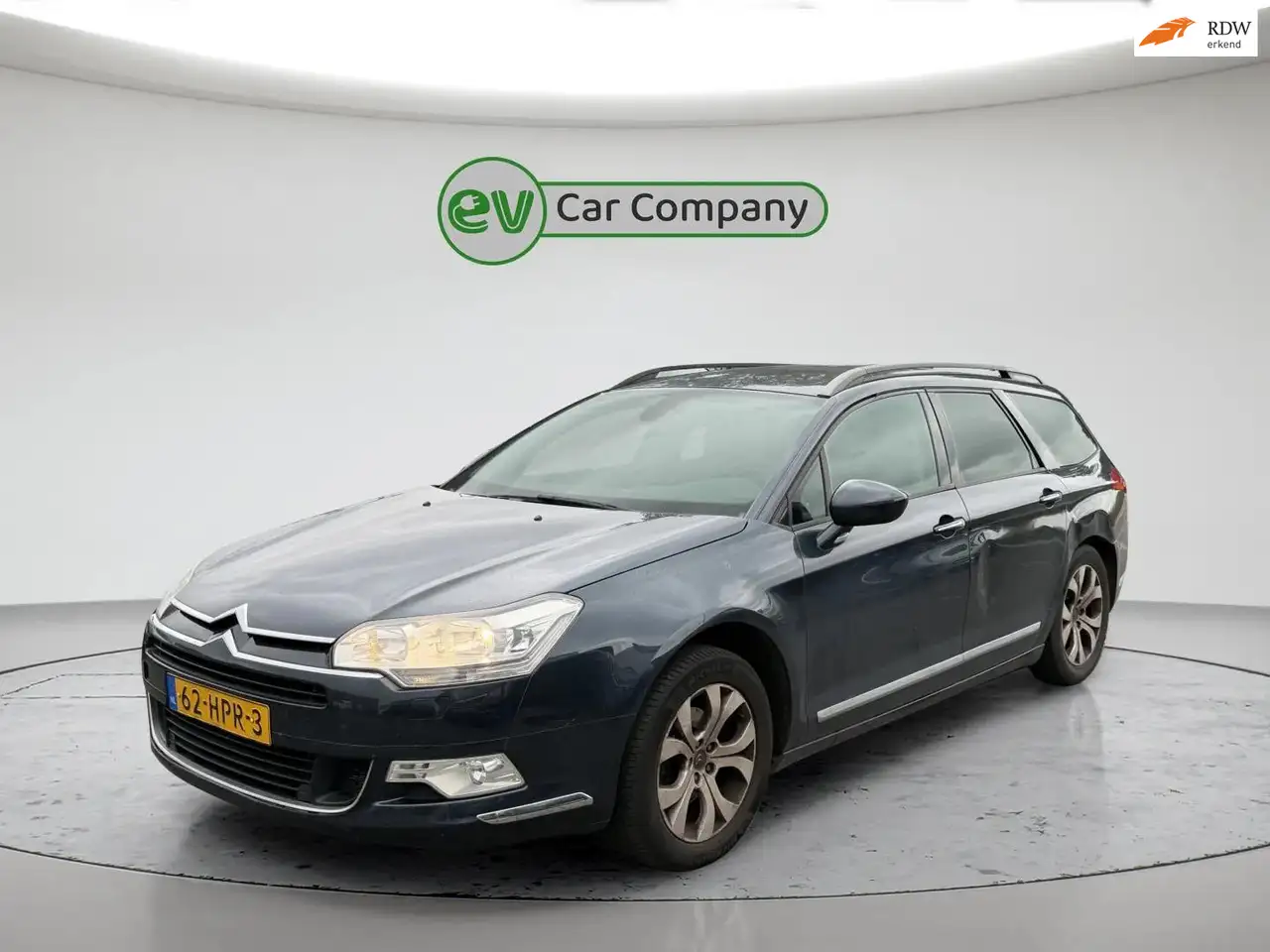 Citroen C5 Tourer 2.0 16V Ligne Business | Apk 03-2027 | 2 Se — photo 1 of 24