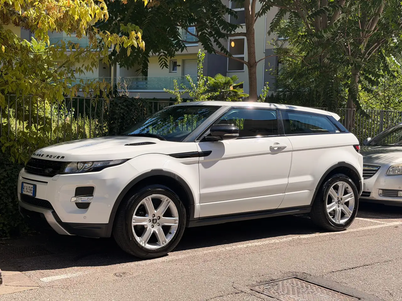 Land Rover Range Rover Evoque Range Rover Evoque I 2011 3p 2.2 td4 Dynamic 150cv — photo 1 of 6