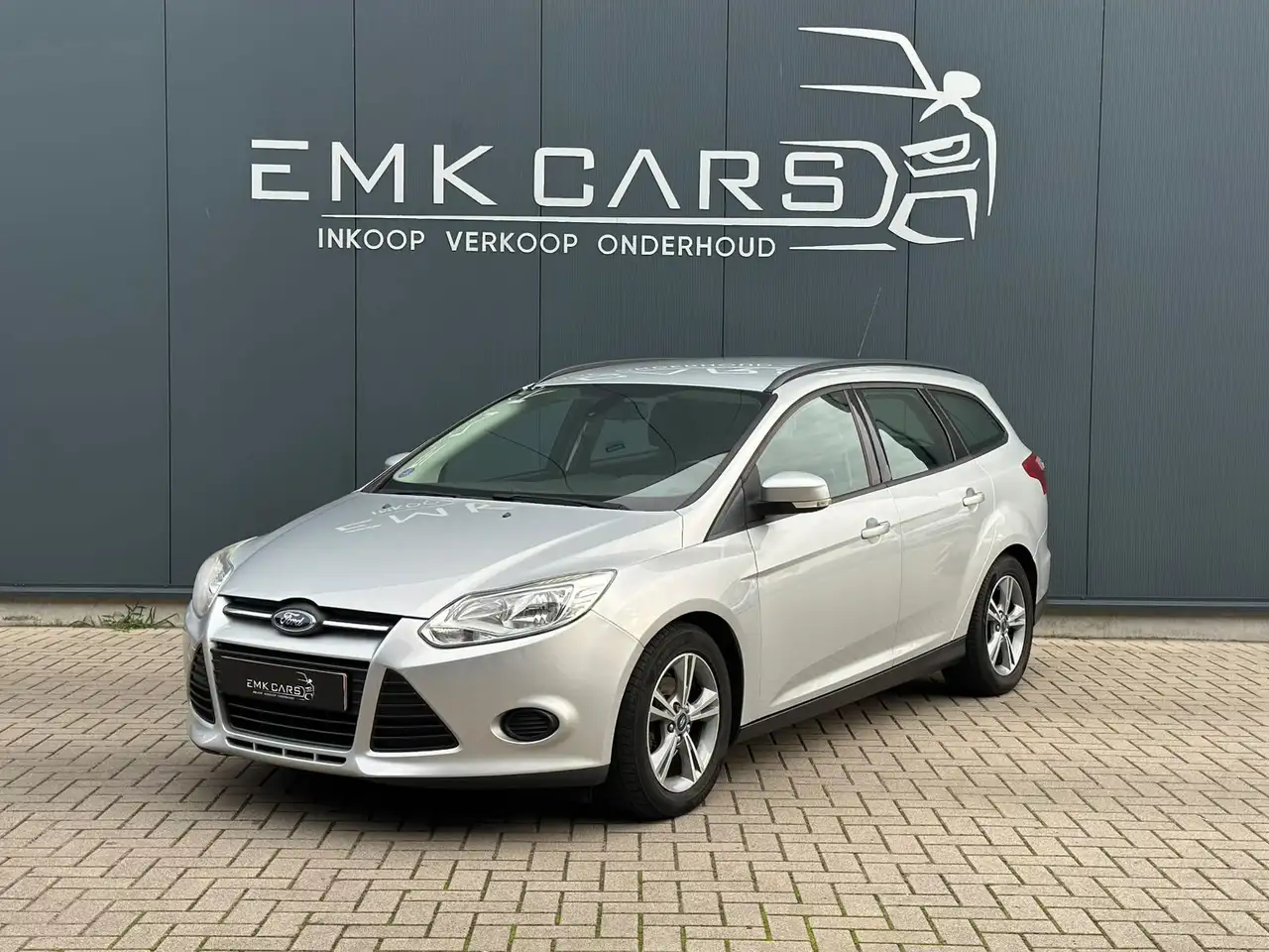 Ford Focus Wagon 1.0 EcoBoost Edition — photo 1 of 18