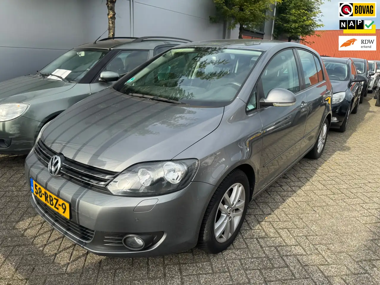 Volkswagen Golf Plus 1.4 TSI Highline AUTOMAAT,Alcantara,trkhaak — photo 1 of 10
