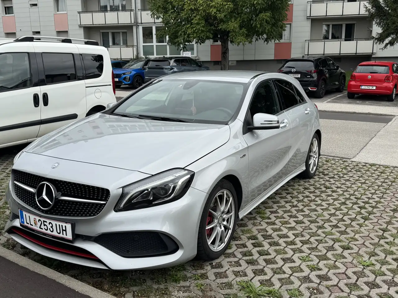 Mercedes-Benz A 250 Sport 4MATIC Aut. — photo 1 of 15