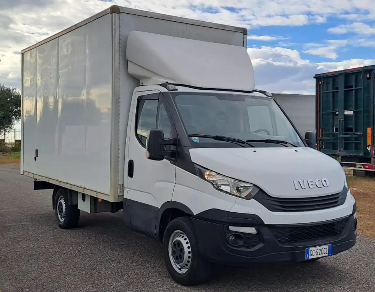 Iveco Daily 35S12 2.3 HPT PM — photo 1 of 19