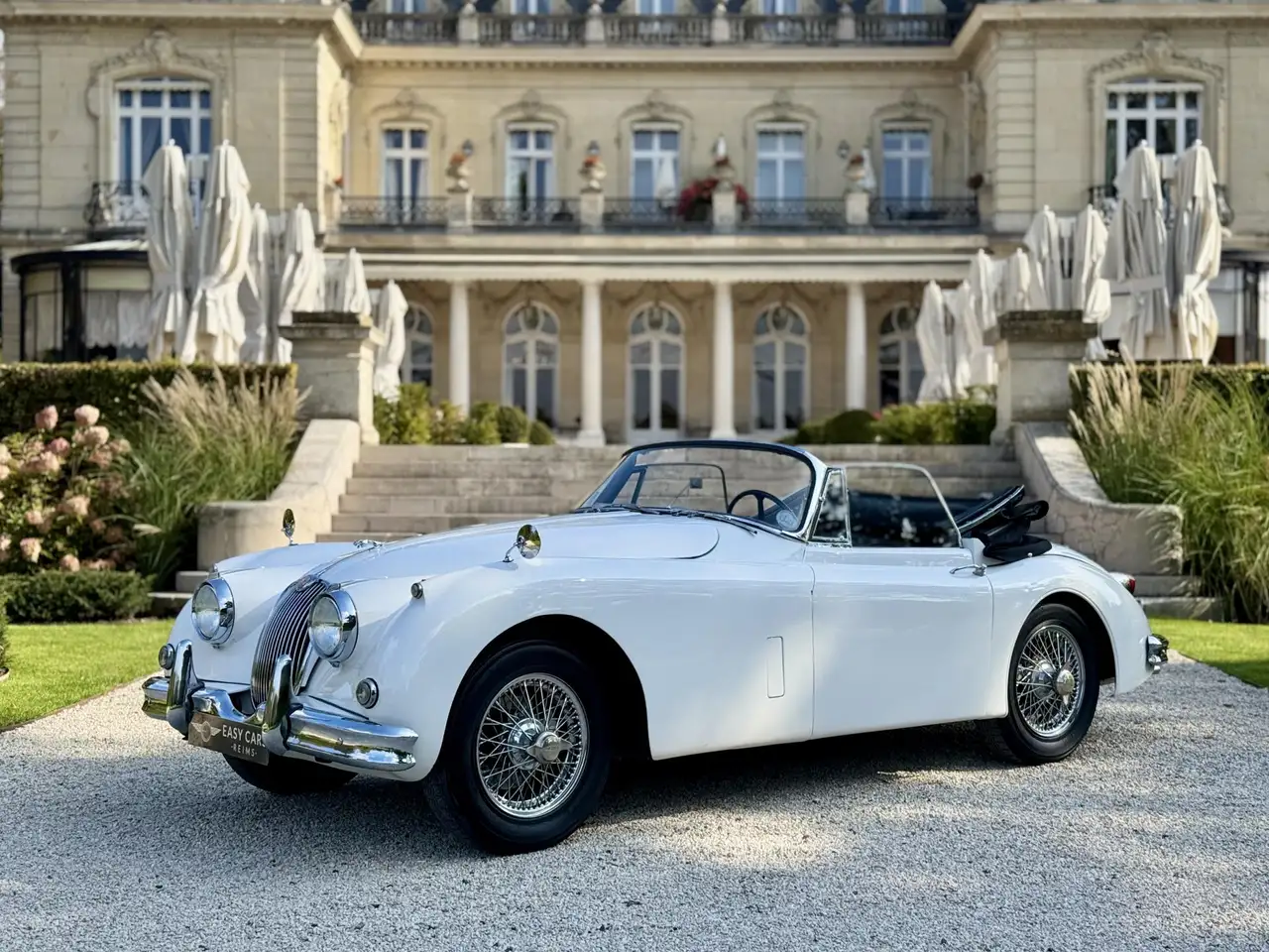 Jaguar XK XK 150 — photo 1 of 39