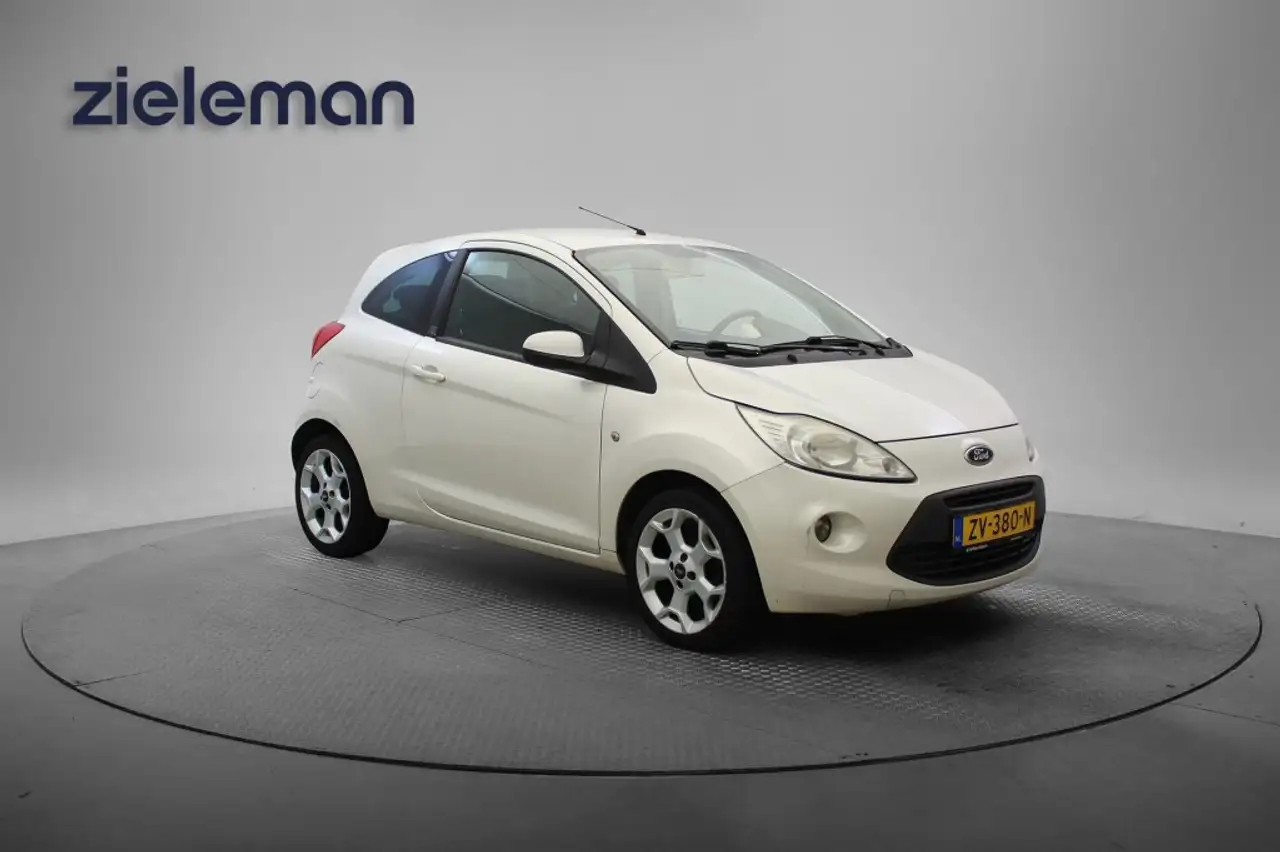 Ford Ka/Ka+ 1.2 Trend - Airco, Lichtmetalen Velgen, APK 08-202 — photo 1 of 23