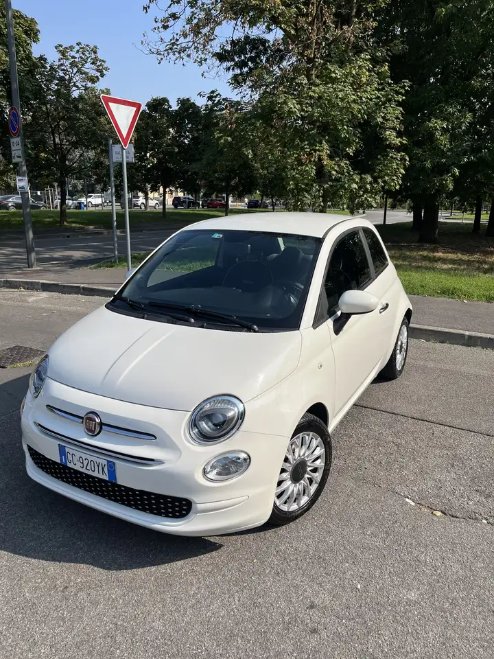 Fiat 500C 1.0 hybrid Dolcevita 70cv — photo 1 of 11