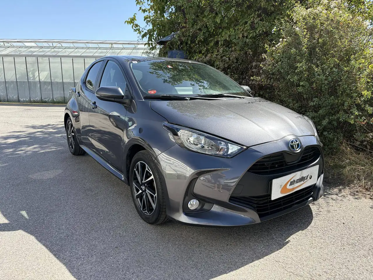 Toyota Yaris Hybrid Active Aut. CarPlay Kamera AHK — photo 1 of 34