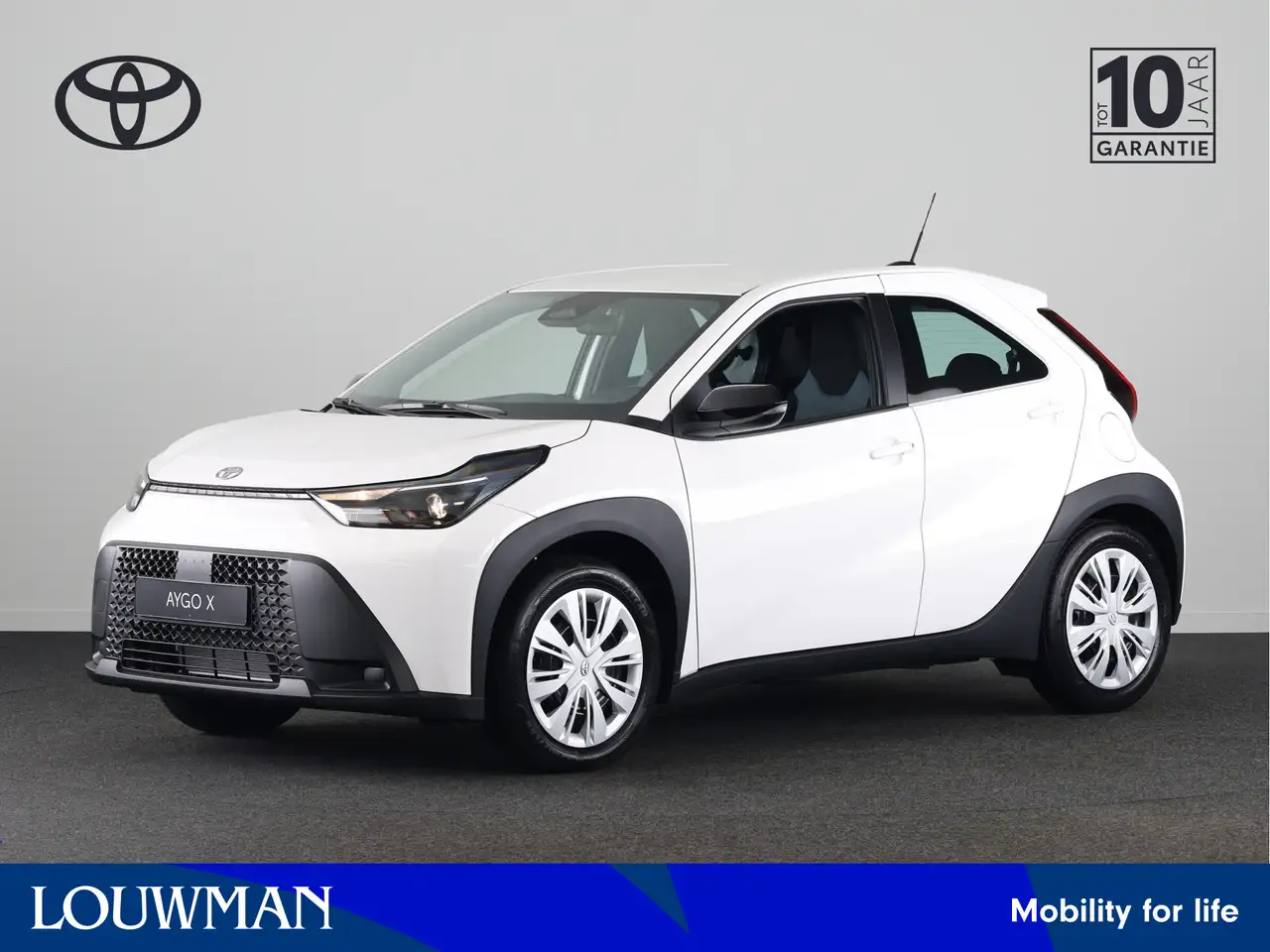 Toyota Aygo X Hybrid 115 *NIEUW* | Direct leverbaar! | Camera | — photo 1 of 15
