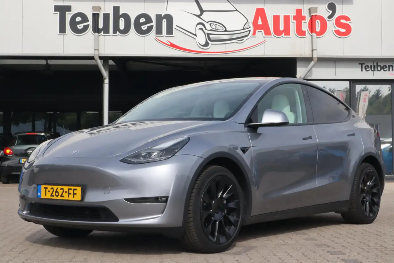 Tesla Model Y Long Range AWD 75 kWh | SOH 95% | Full Self-Drivin — photo 1 of 34