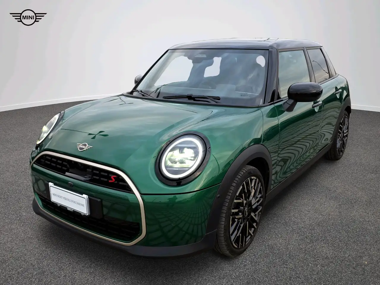 MINI Cooper Favoured — photo 1 of 17