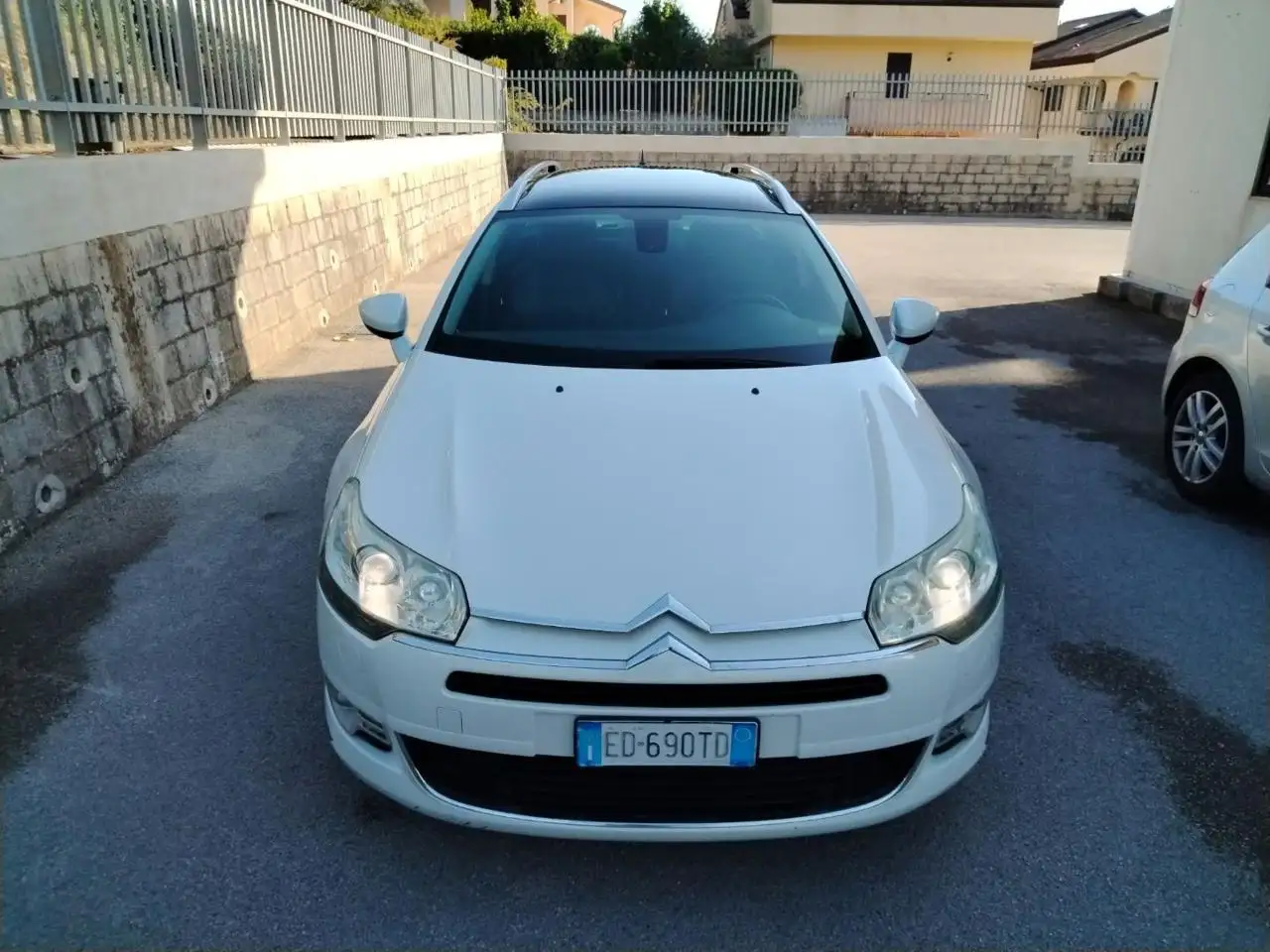 Citroen C5 2.2 HDi 200 aut. Exclusive Tourer — photo 1 of 15