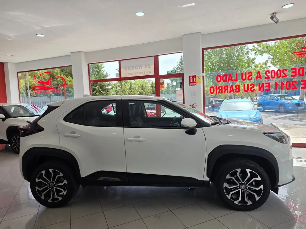 2022 Toyota Yaris Cross 120H Active Tech, photograph 8