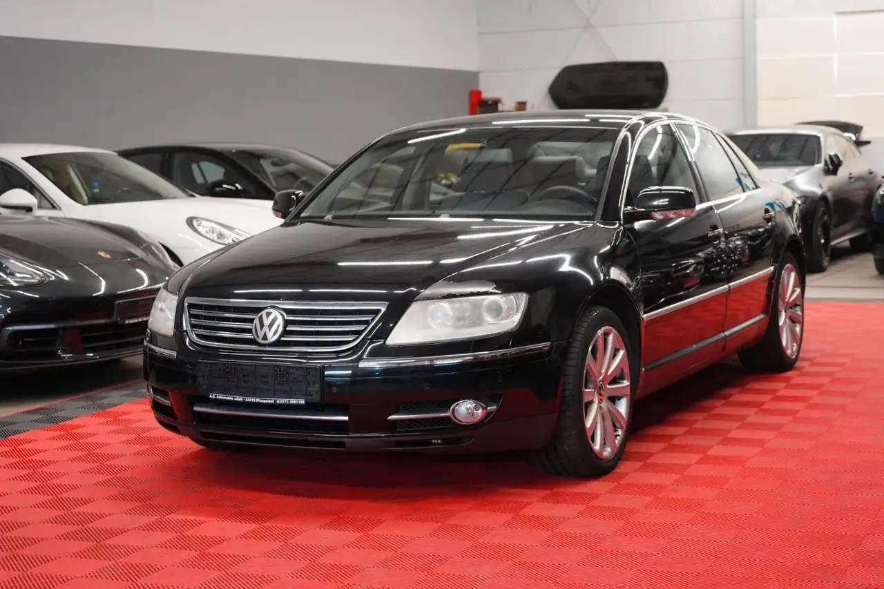 Volkswagen Phaeton 3.0 TDI V6 4Motion — photo 1 of 30
