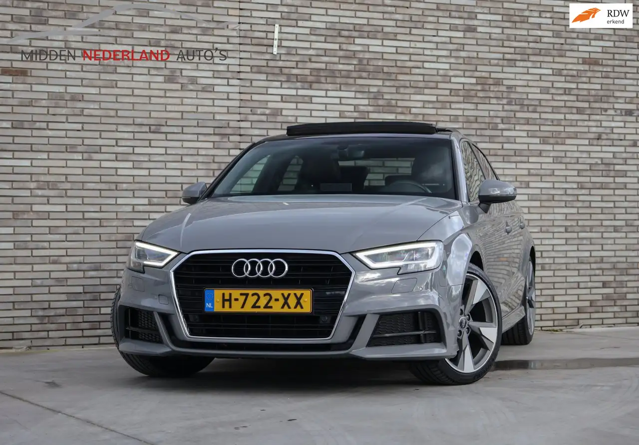 Audi A3 Limousine 1.0 TFSI Sport * S-LINE * PANORAMA DAK * — photo 1 of 40
