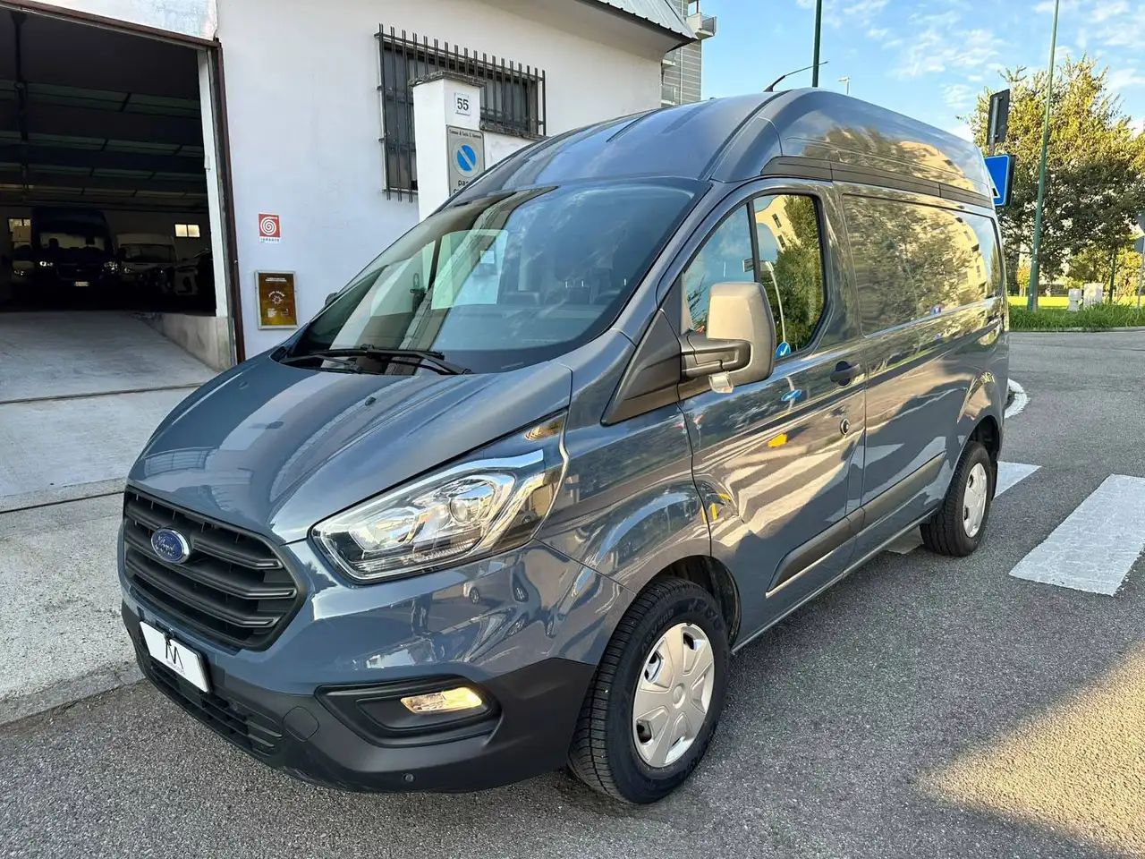 Ford Transit Custom 280 L1H2 TREND 2.0 TDCI 130 CV ARMADA - CAMERA/LED/PDC/CARPLAY — photo 1 of 15