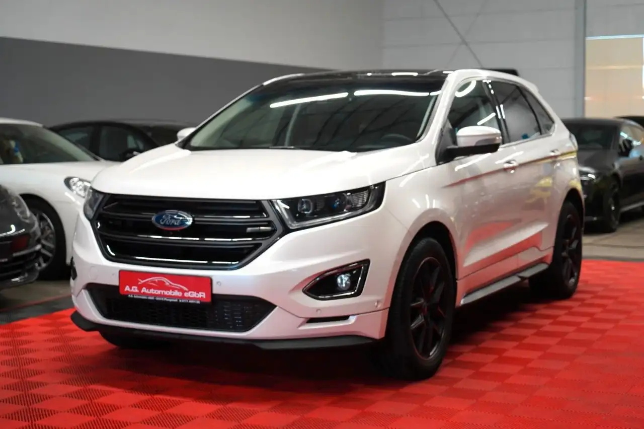 Ford Edge Sport 4x4*Unfallfrei*Navi*Pano* — photo 1 of 28