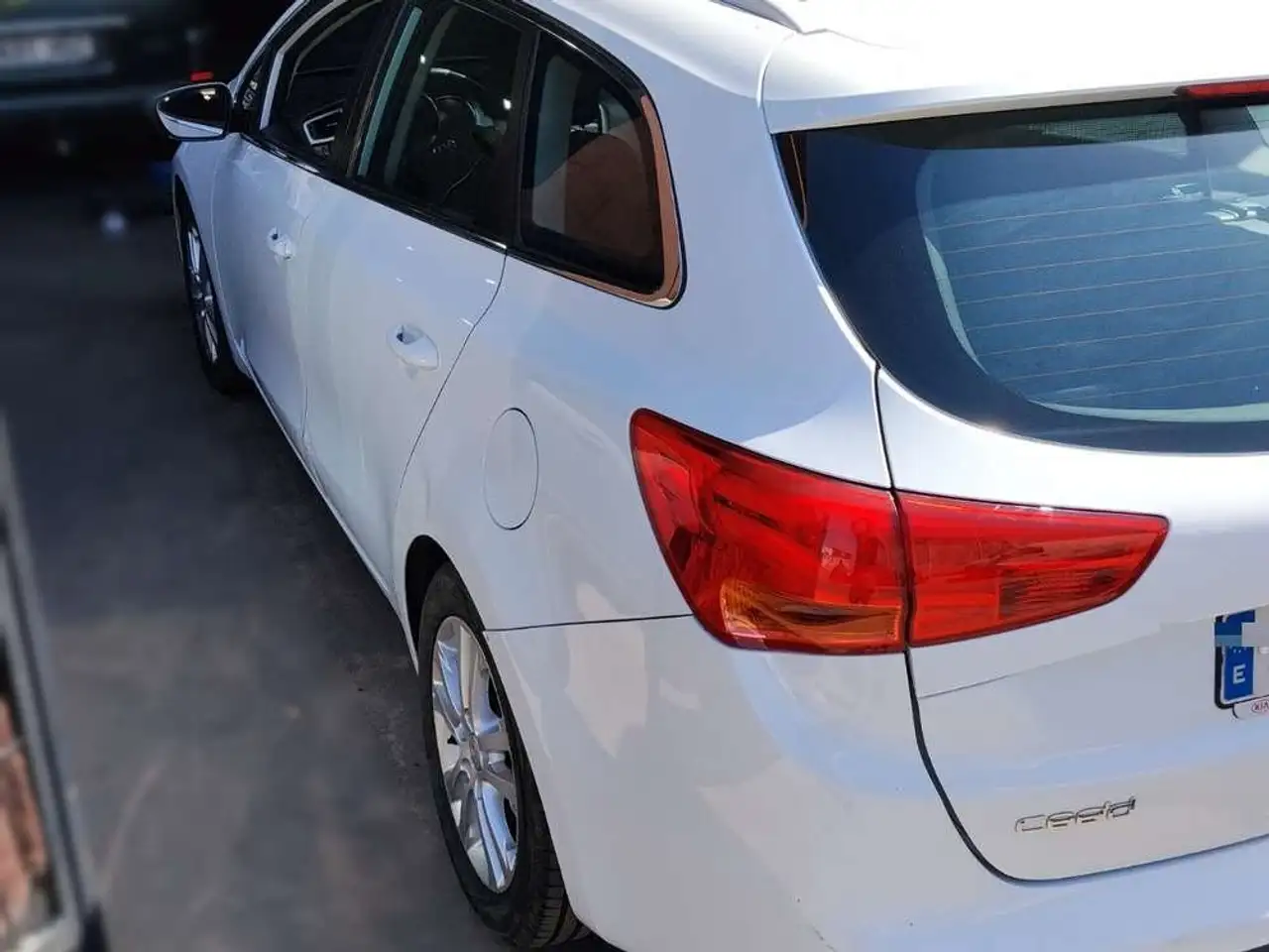 Kia Ceed / cee'd 1.6 CRDi VGT 128cv Drive — photo 1 of 14