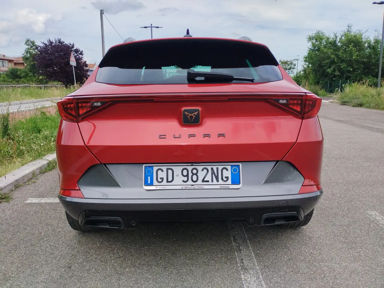 CUPRA Formentor 1.5 tsi 150cv dsg — photo 1 of 8
