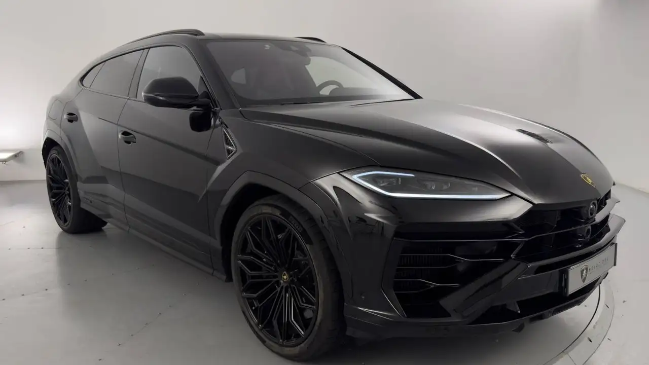 Lamborghini Urus 4.0 V8 800ch BVA8 SE — photo 1 of 22