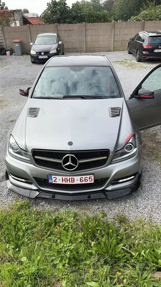 Mercedes-Benz C 200 CDI DPF Automatik Elegance — photo 1 of 7
