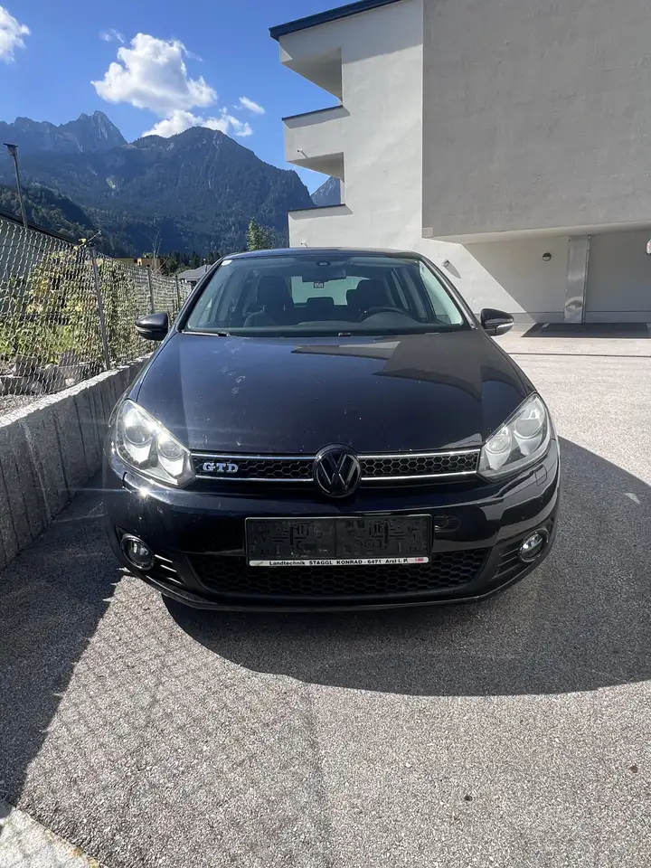 Volkswagen Golf Highline 2,0 4MOTION TDI DPF — photo 1 of 11