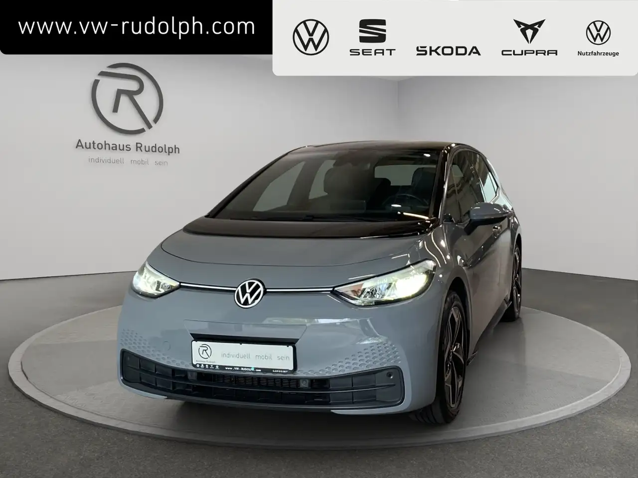 Volkswagen ID.3 Pro S 82 kWh brutto / Navi LED ACC — photo 1 of 17