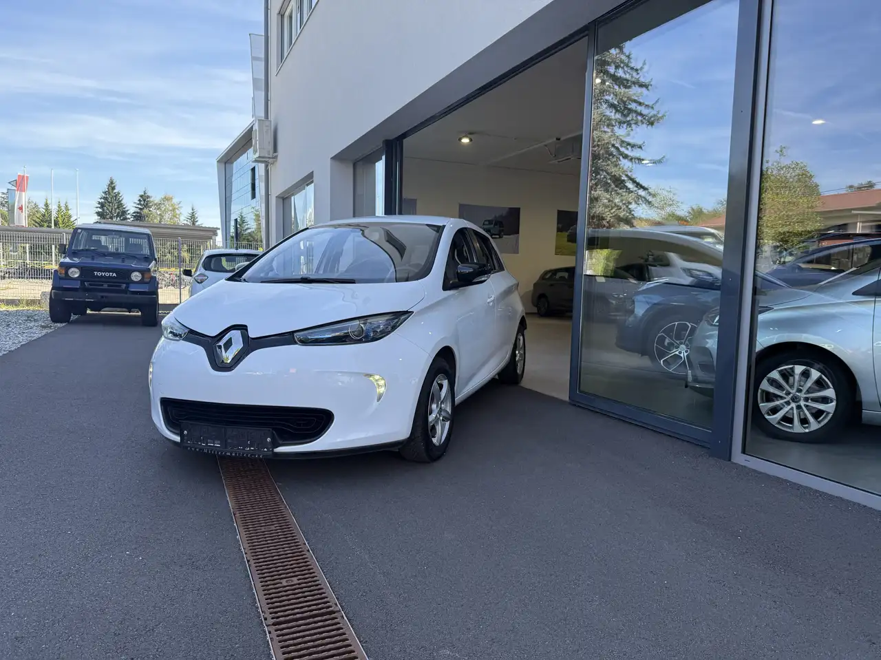 Renault ZOE Zoe R90 41 kWh Life (Batteriemiete KFZ 6097 — photo 1 of 8