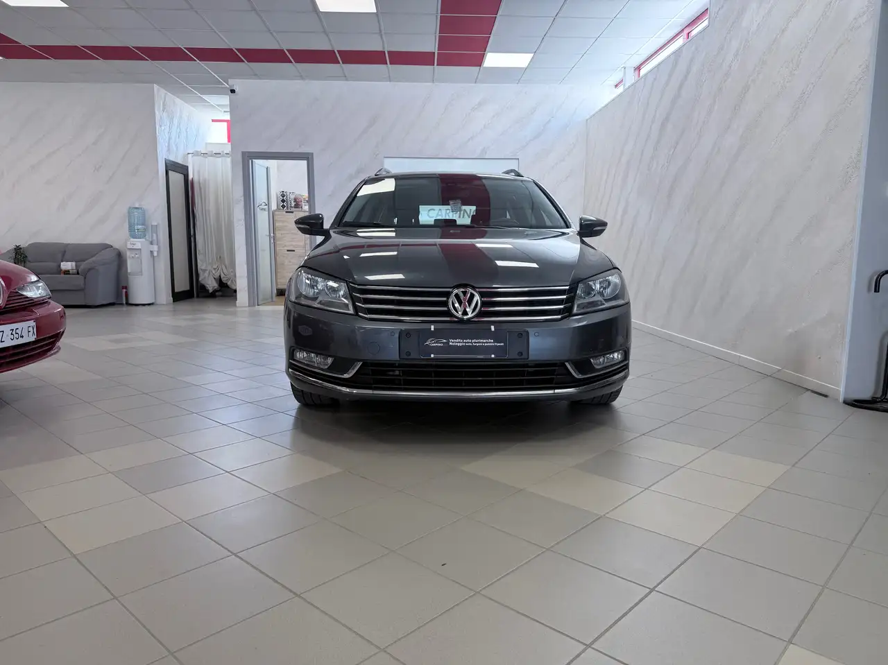 Volkswagen Passat Variant Passat VII 2011 Variant 1.6 tdi Comfortline — photo 1 of 15