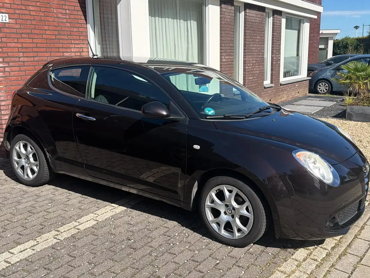 Alfa Romeo MiTo MiTo 0.9 TwinAir Distinct — photo 1 of 11