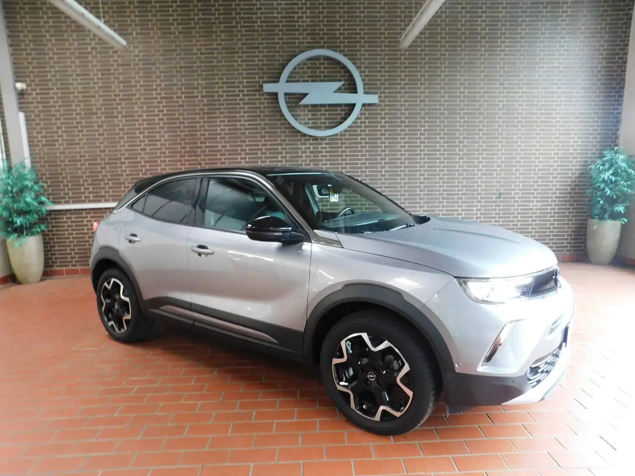Opel Mokka Ultimate-AHK/Navi/Winter P. — photo 1 of 15