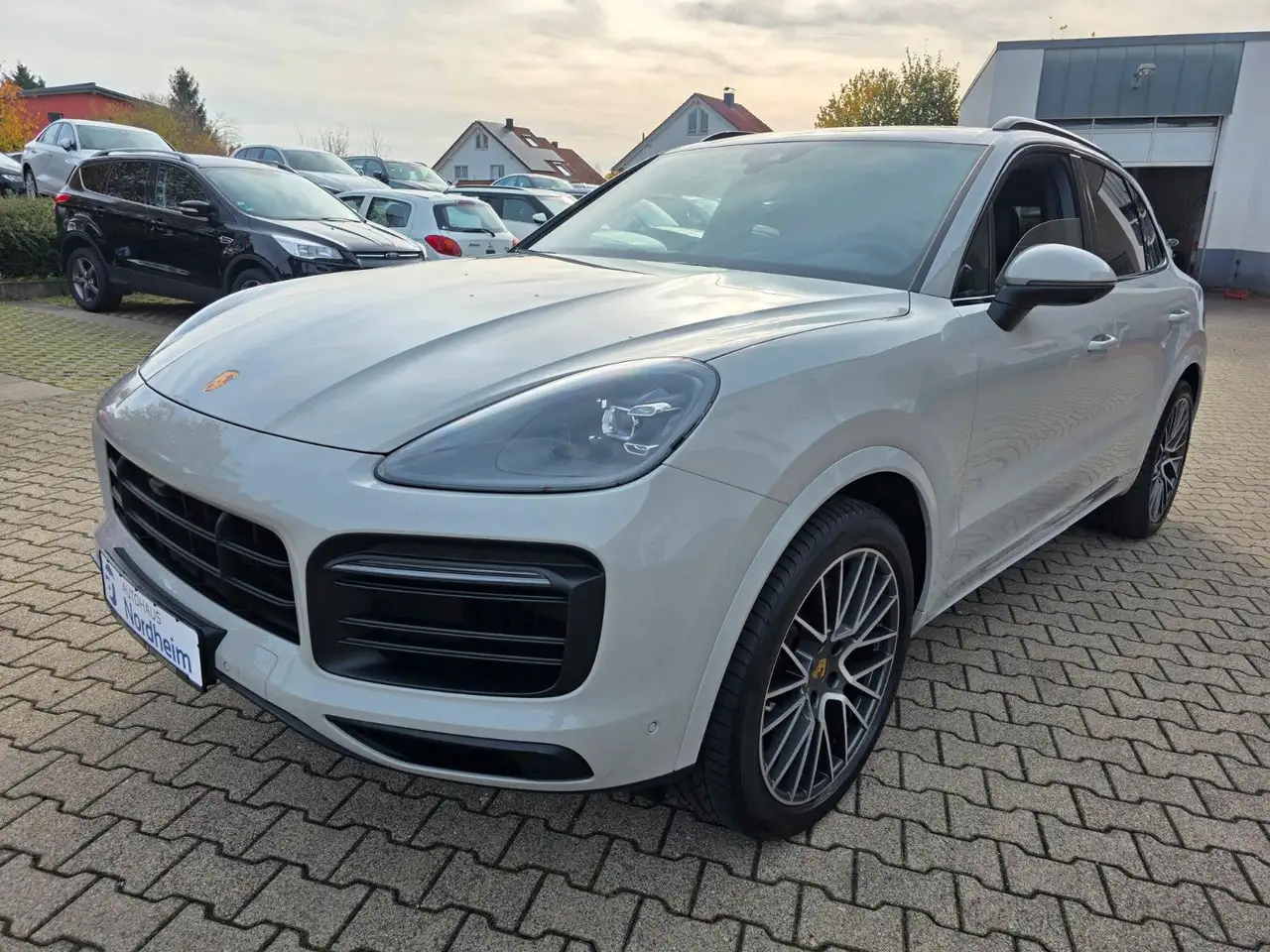 Porsche Cayenne 3.0 Panoramadach/LED/Sportabgas — photo 1 of 19