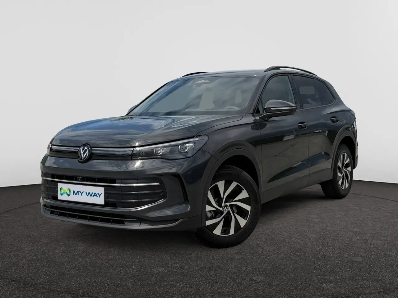 Volkswagen Tiguan GOAL Edition 1.5 eTSI (131 pk) AUTOMAAT /// Inklapbare Trekhaak /// 360° camera /// Zetelverwarming — photo 1 of 15