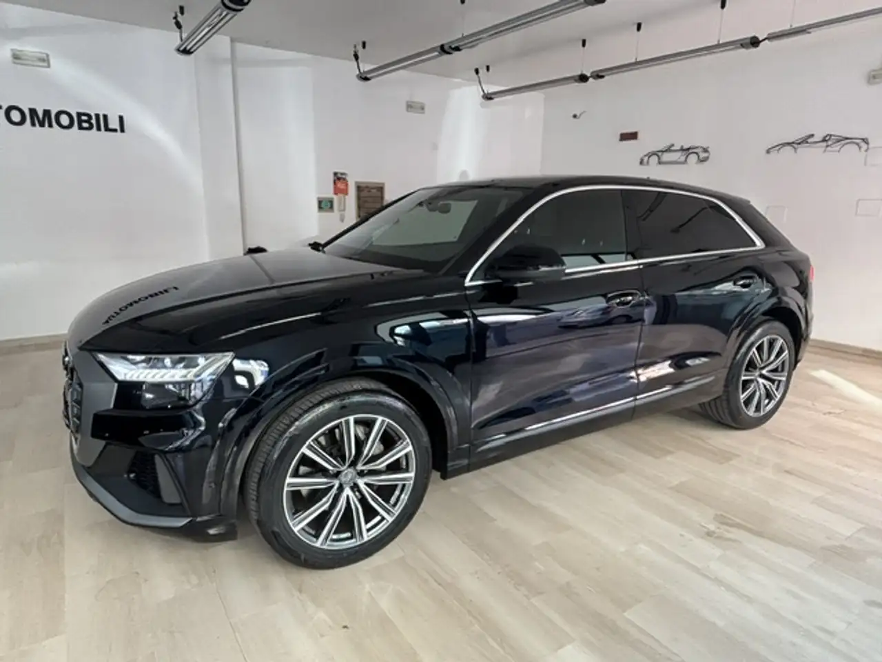 Audi Q8 45 3.0 tdi mhev Quattro Tiptronic S-Line — photo 1 of 15
