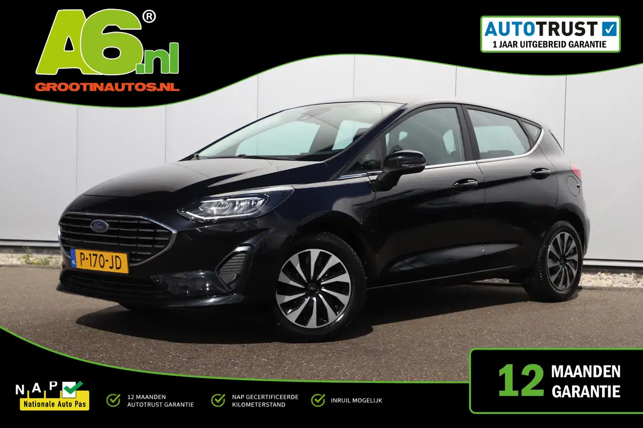 Ford Fiesta 1.0 EcoBoost Hybrid Titanium 125PK Carplay Android — photo 1 of 20
