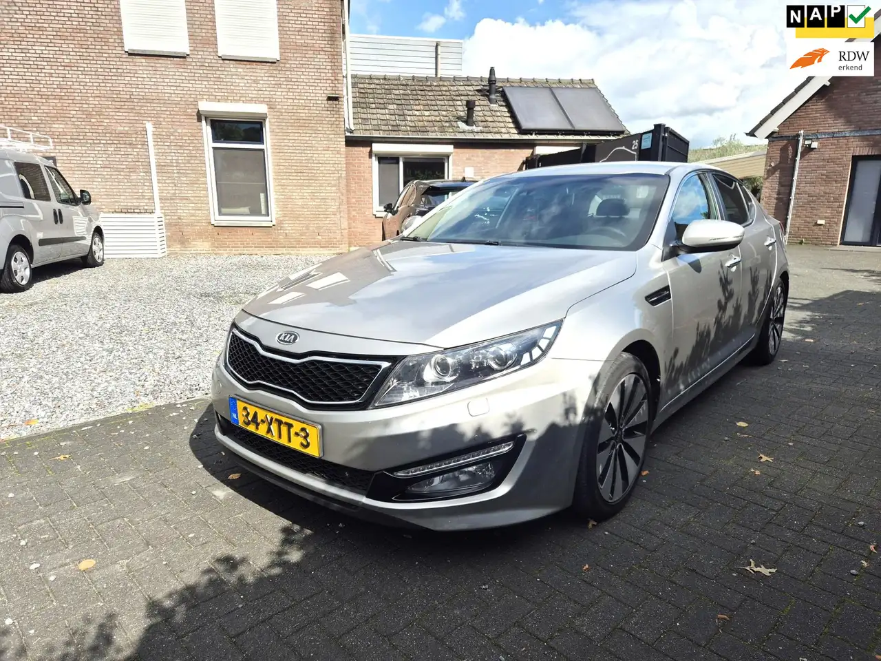 Kia Optima 1.7 CRDi Super Pack Navi Clima Cruise Leder — photo 1 of 26