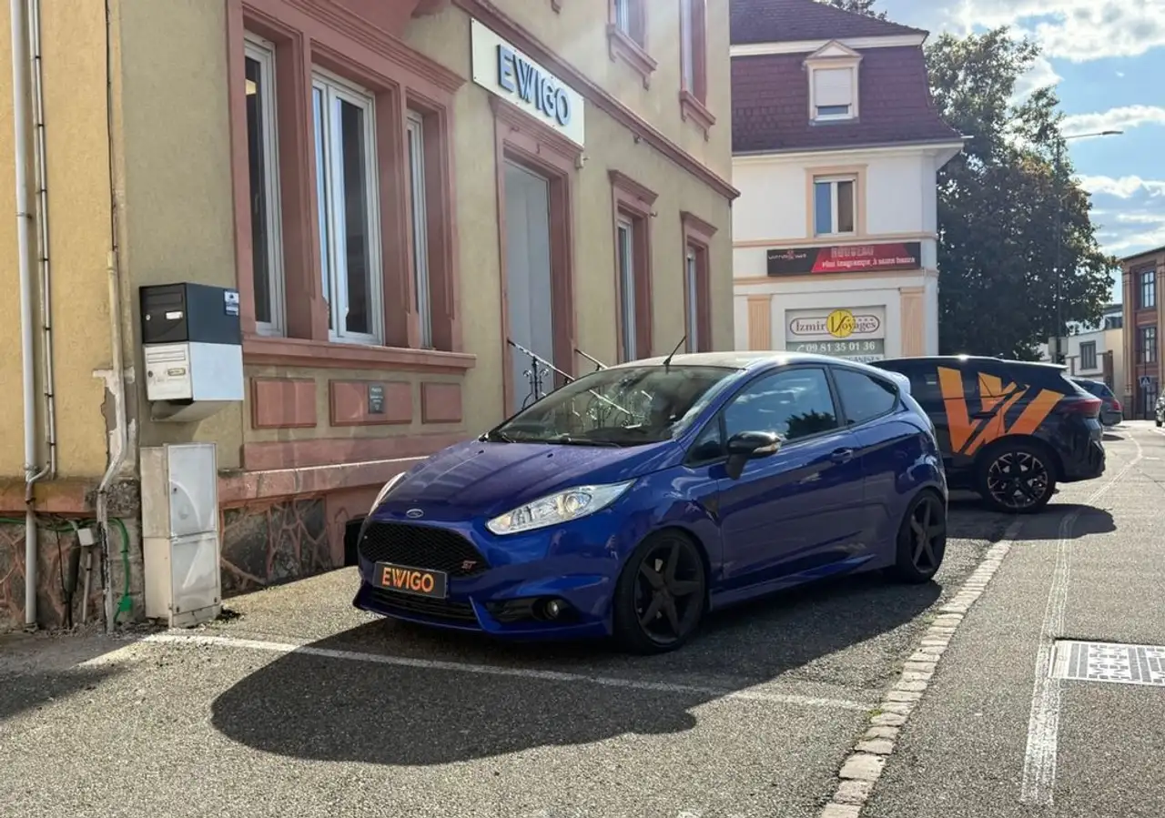 Ford Fiesta 1.6 ecoboost 180 st recaro garantie 6 mois — photo 1 of 30