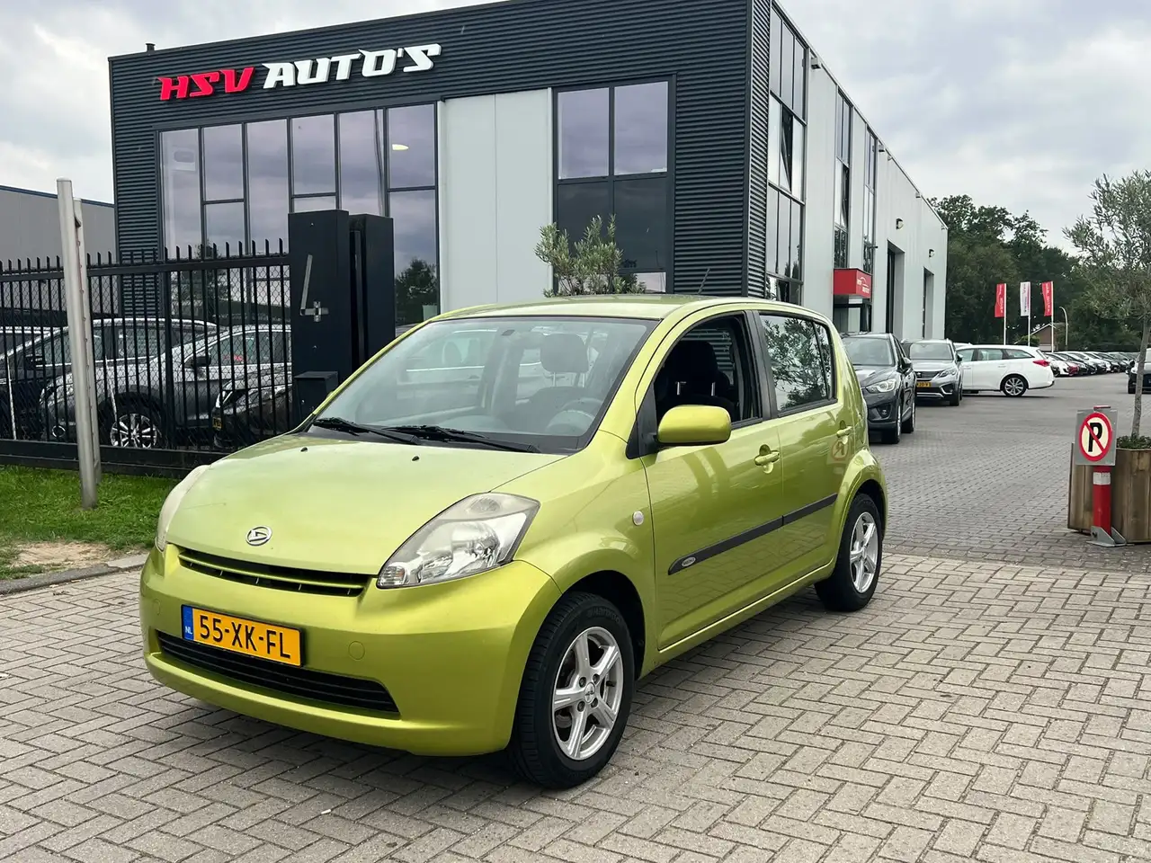 Daihatsu Sirion 2 1.0-12V Trend *161.000km* — photo 1 of 6